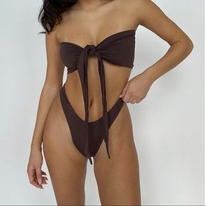 437 leo top size small in espresso